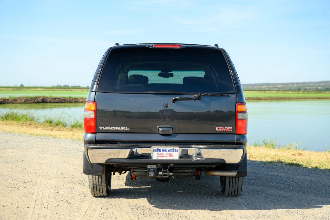 2003 GMC Yukon 2nd Gen - Image 14 of 31