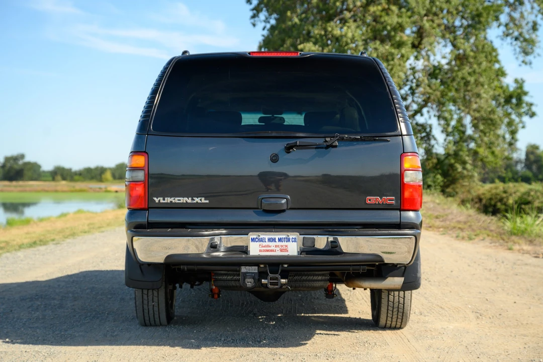 2003 GMC Yukon 2nd Gen - Image 16 of 31