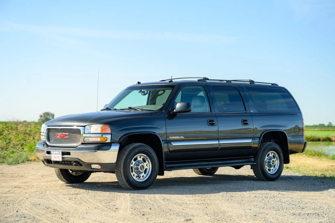 2003 GMC Yukon 2nd Gen - Image 26 of 31