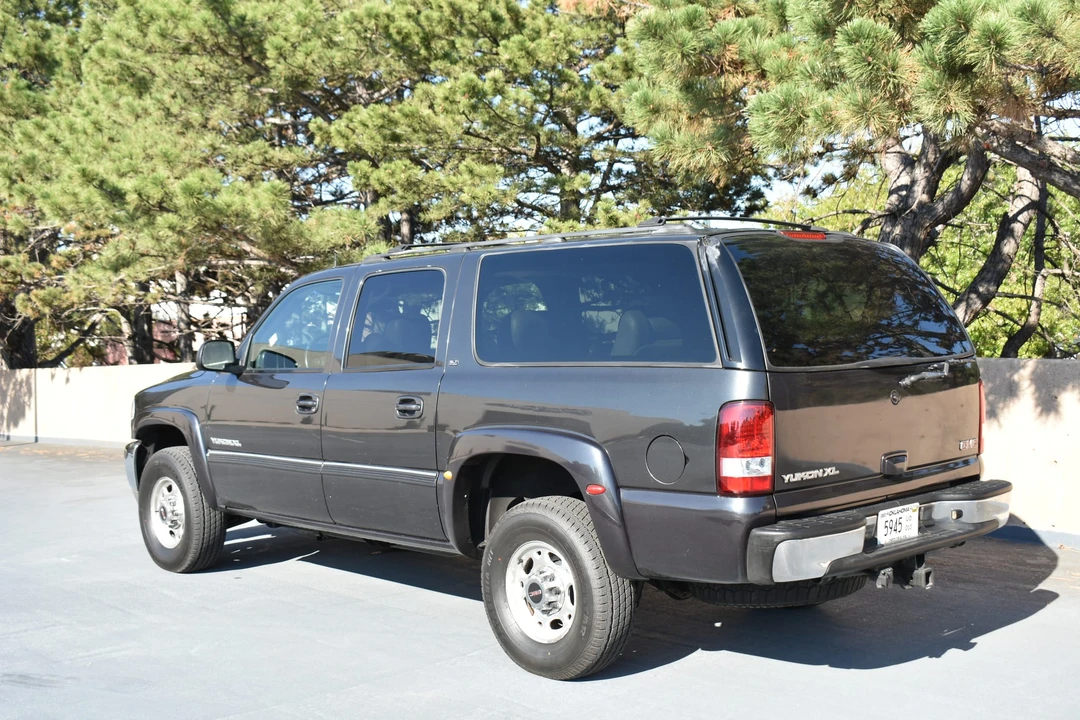 2003 GMC Yukon 2nd Gen - Image 20 of 31