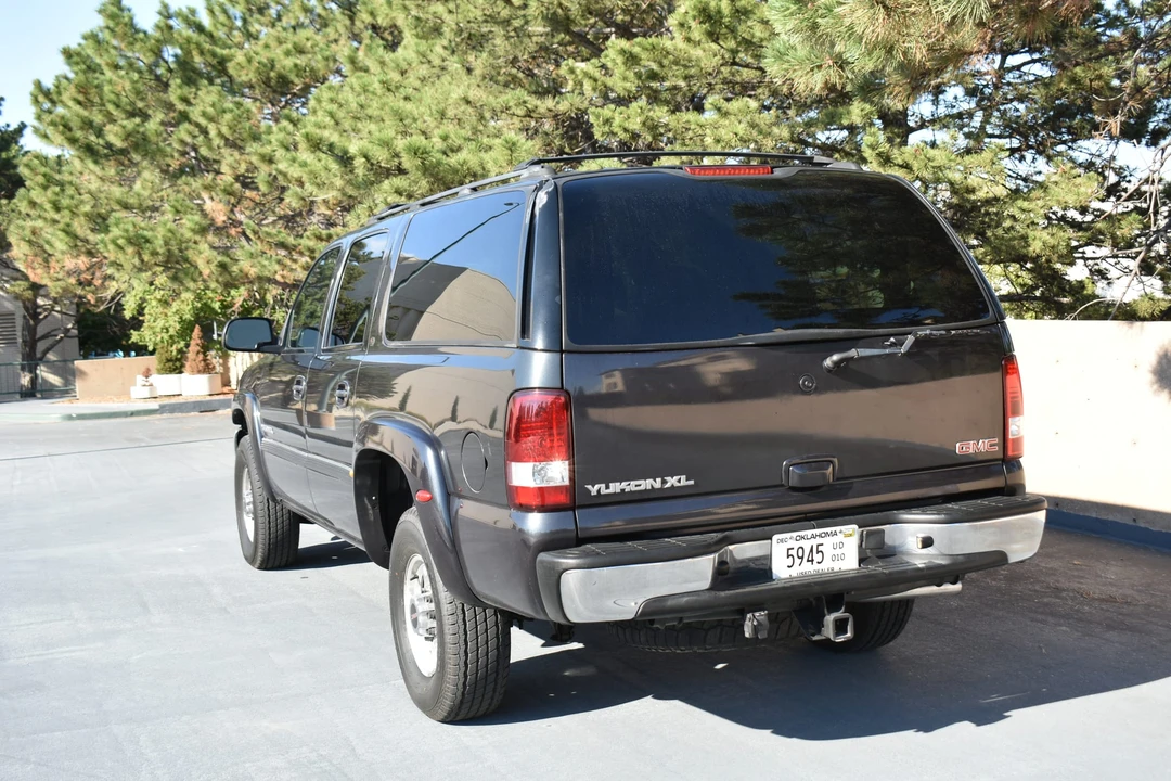 2003 GMC Yukon 2nd Gen - Image 19 of 31
