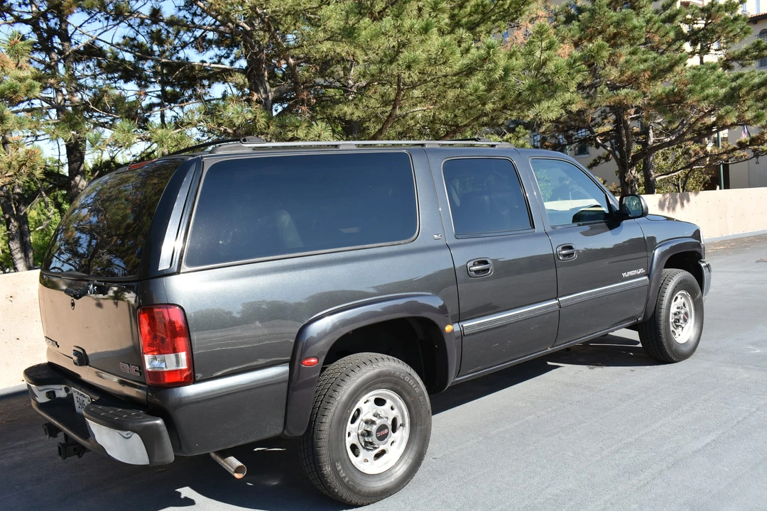 2003 GMC Yukon 2nd Gen - Image 15 of 31