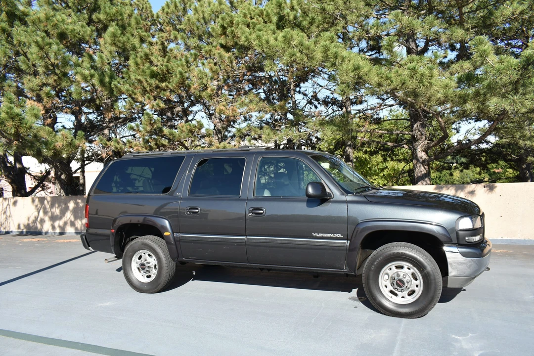 2003 GMC Yukon 2nd Gen - Image 10 of 31