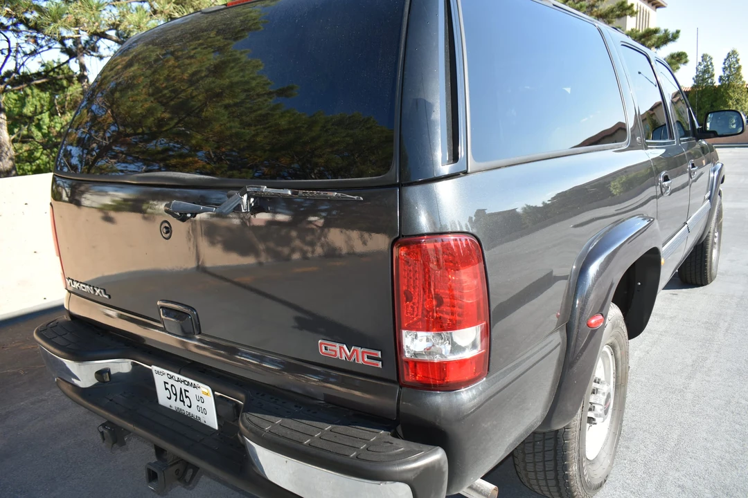 2003 GMC Yukon 2nd Gen - Image 31 of 31