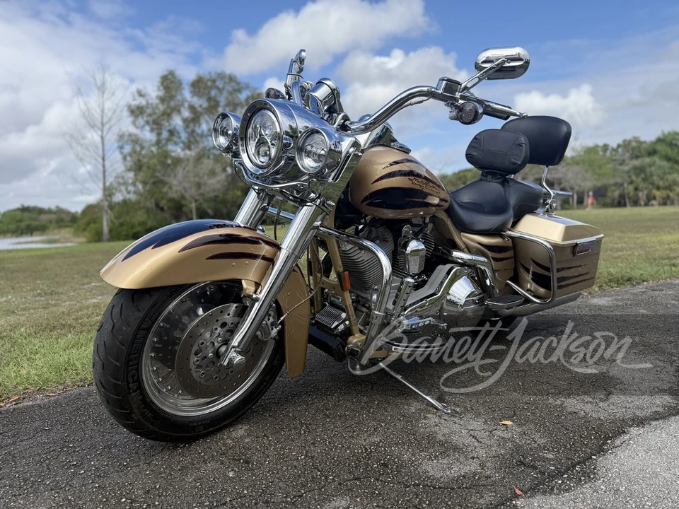 2003 Harley-Davidson CVO - Image 20 of 23