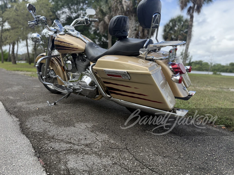 2003 Harley-Davidson CVO - Image 2 of 23