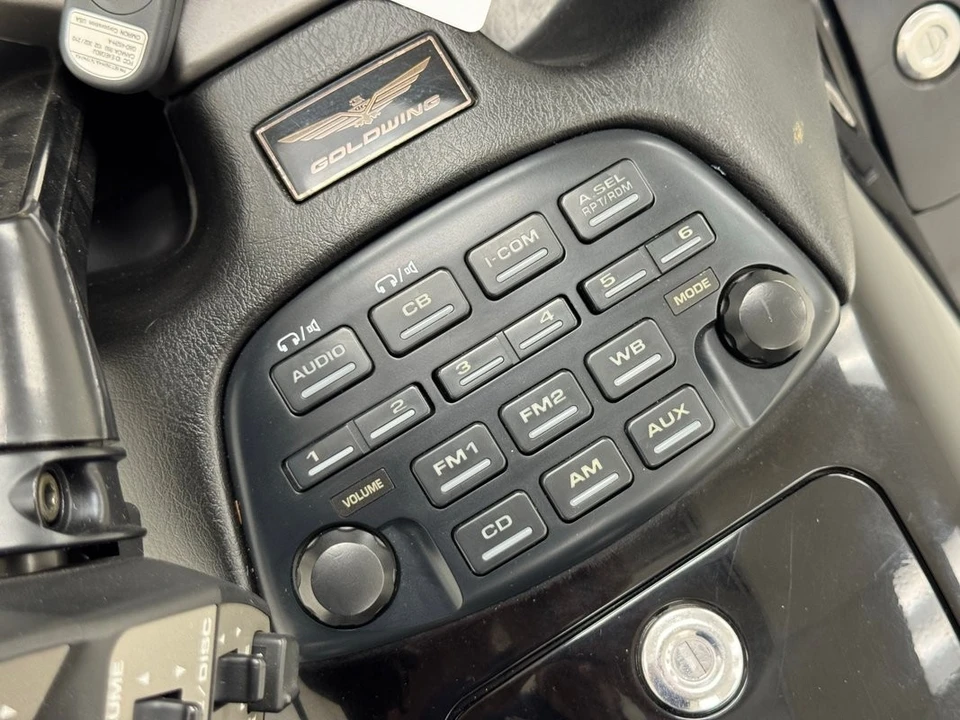 2003 Honda Gold Wing - Image 26 of 31