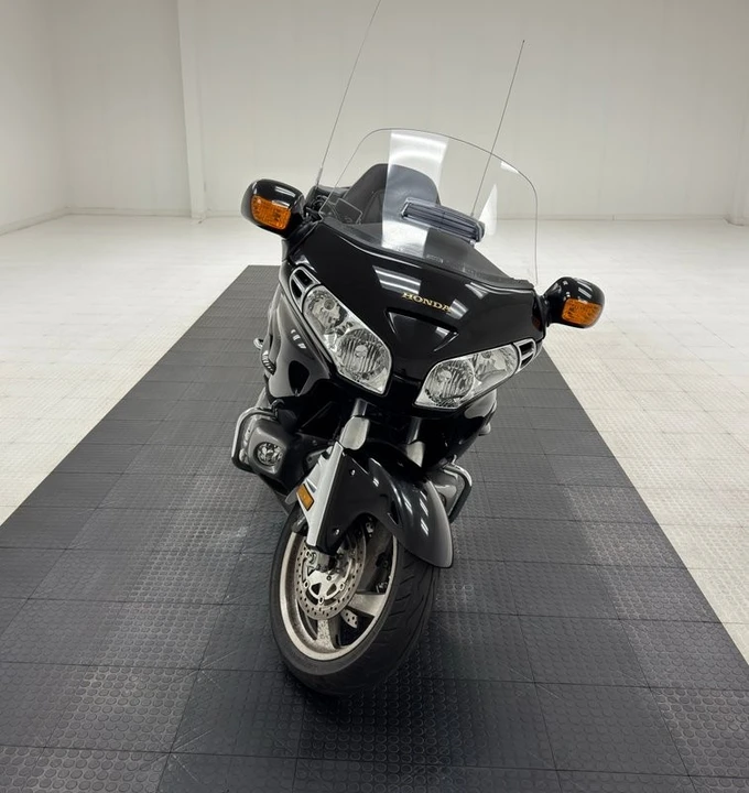 2003 Honda Gold Wing - Image 7 of 31