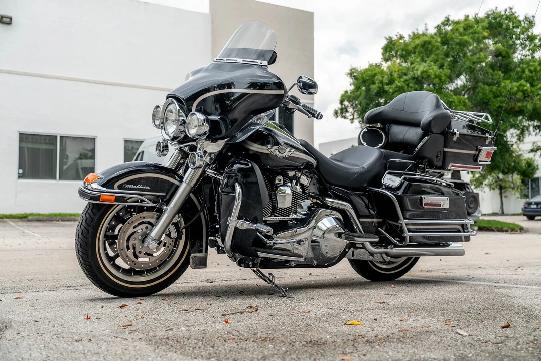 2003 Harley-Davidson Touring Twin Cam - Image 2 of 31