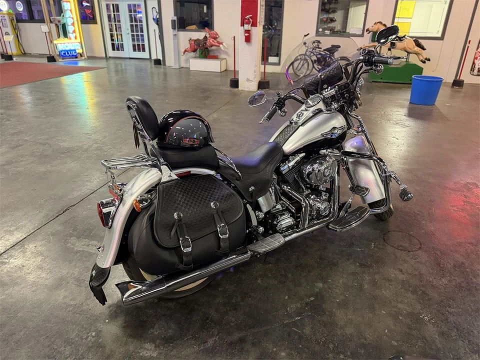 2003 Harley-Davidson Softail - Image 2 of 18