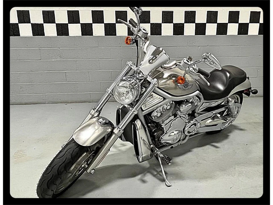 2003 Harley-Davidson V-Rod - Image 3 of 31