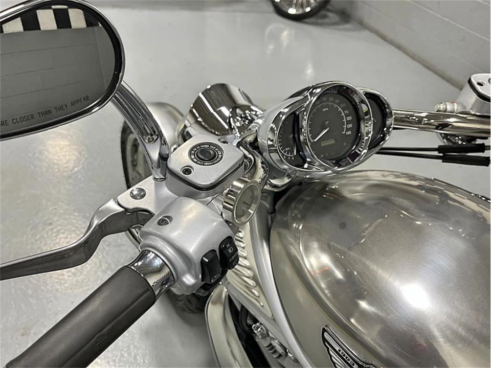 2003 Harley-Davidson V-Rod - Image 9 of 31