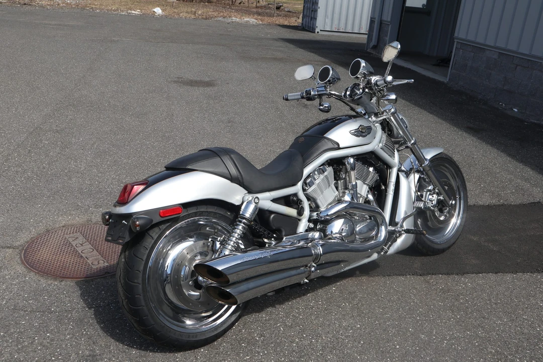 2003 Harley-Davidson V-Rod - Image 5 of 31