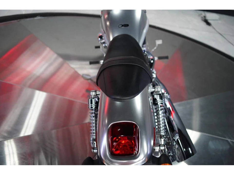 2003 Harley-Davidson V-Rod - Image 25 of 31