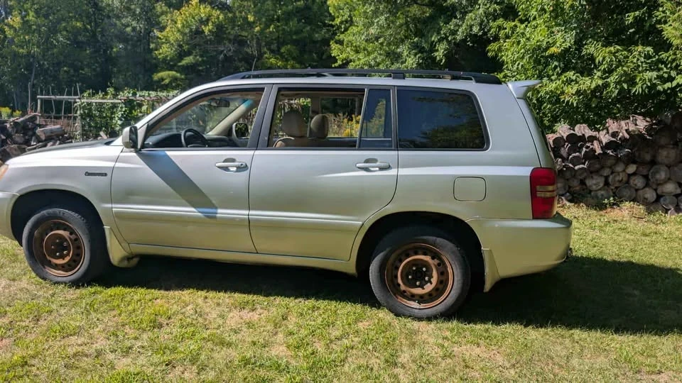 2003 Toyota Highlander - Image 6 of 10