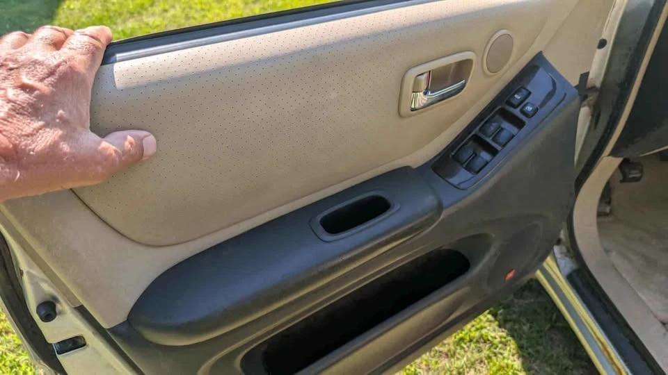 2003 Toyota Highlander - Image 8 of 10