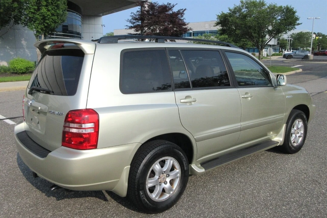 2003 Toyota Highlander - Image 12 of 21