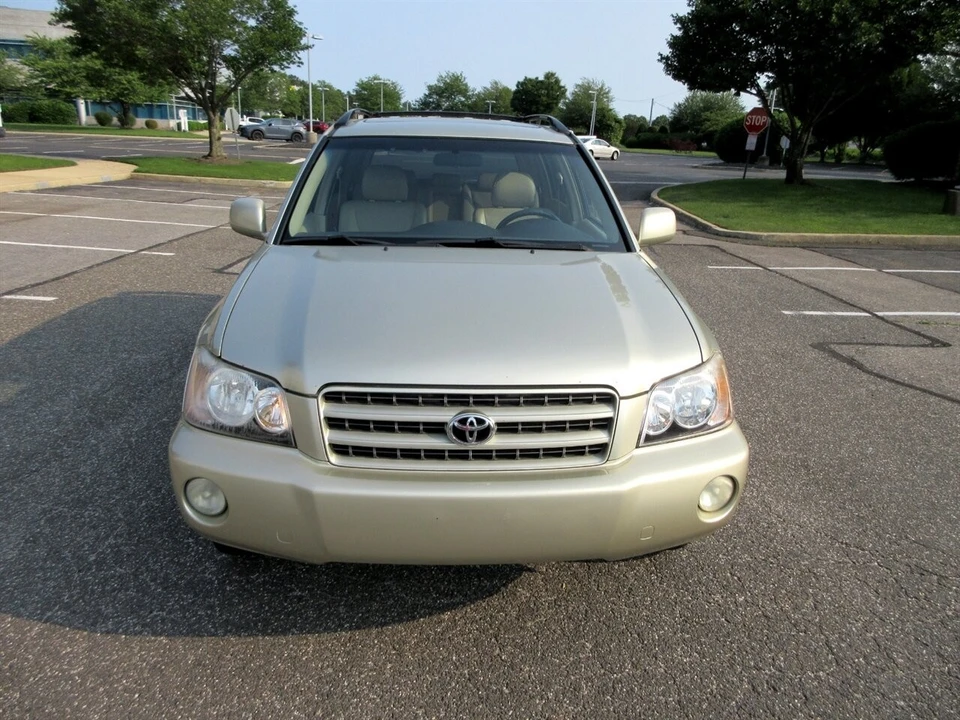 2003 Toyota Highlander - Image 17 of 21