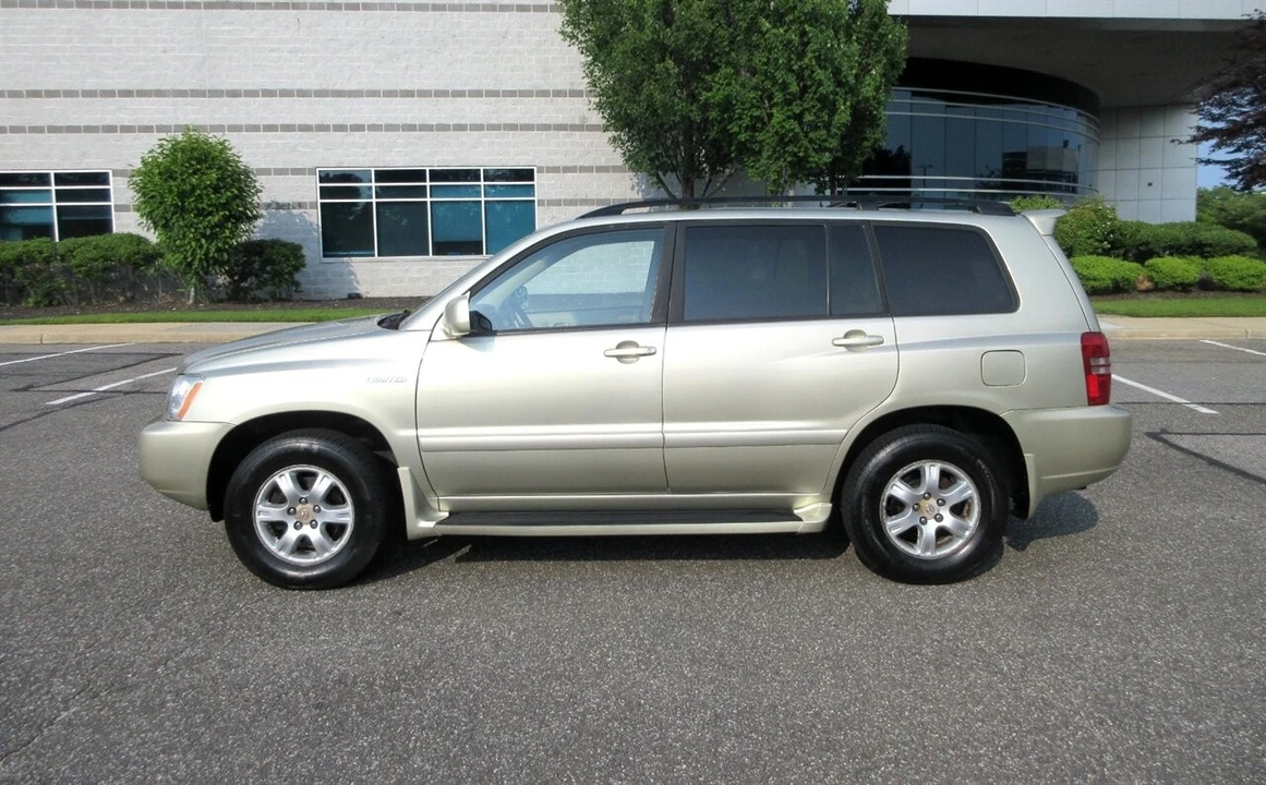 2003 Toyota Highlander - Image 13 of 21