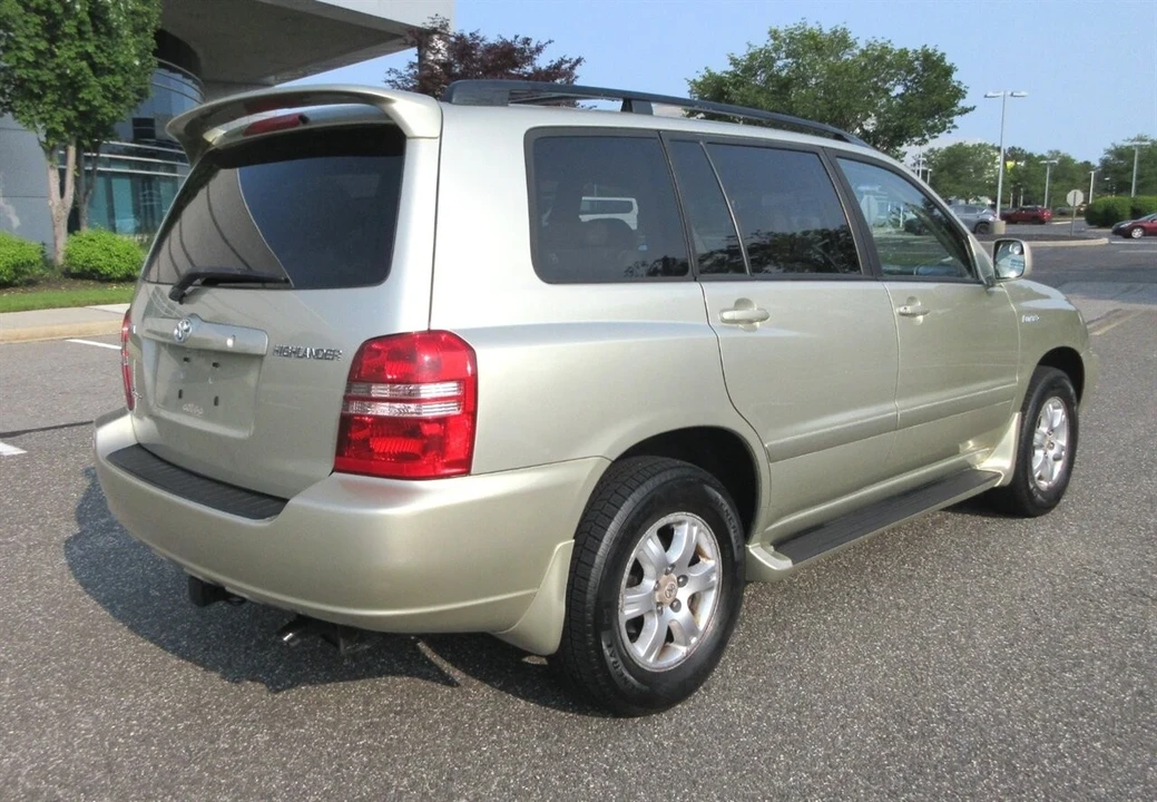 2003 Toyota Highlander - Image 4 of 21