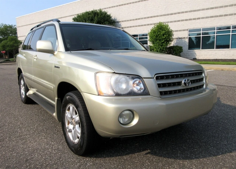 2003 Toyota Highlander - Image 2 of 21