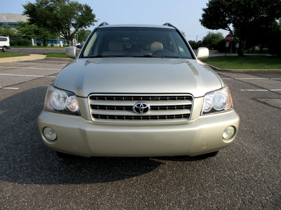 2003 Toyota Highlander - Image 15 of 21