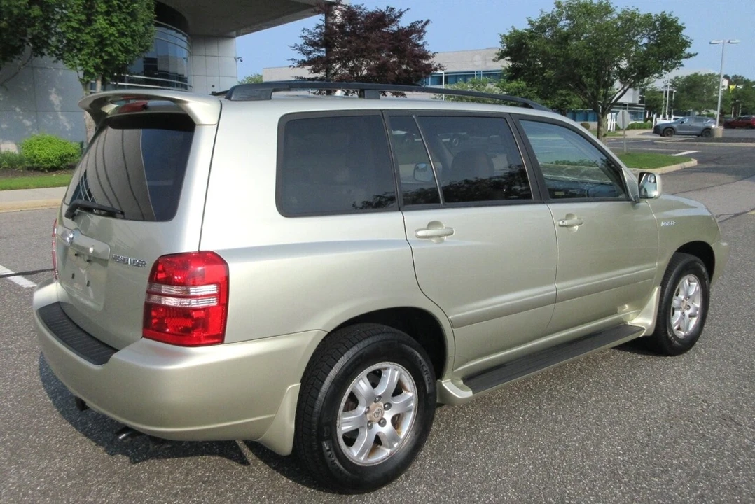 2003 Toyota Highlander - Image 12 of 21