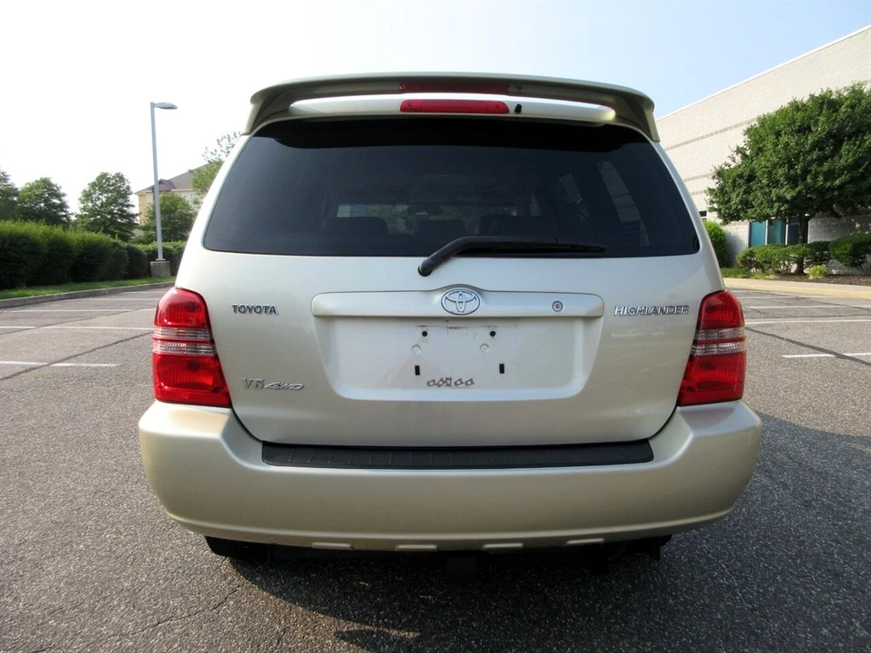 2003 Toyota Highlander - Image 16 of 21