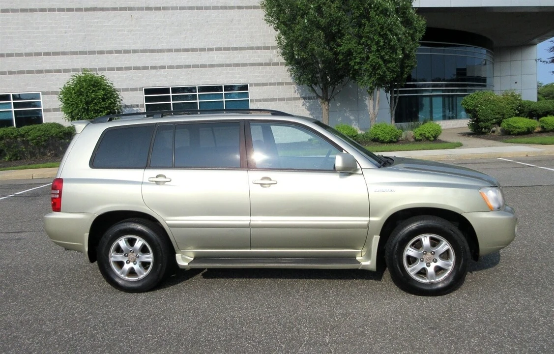 2003 Toyota Highlander - Image 14 of 21