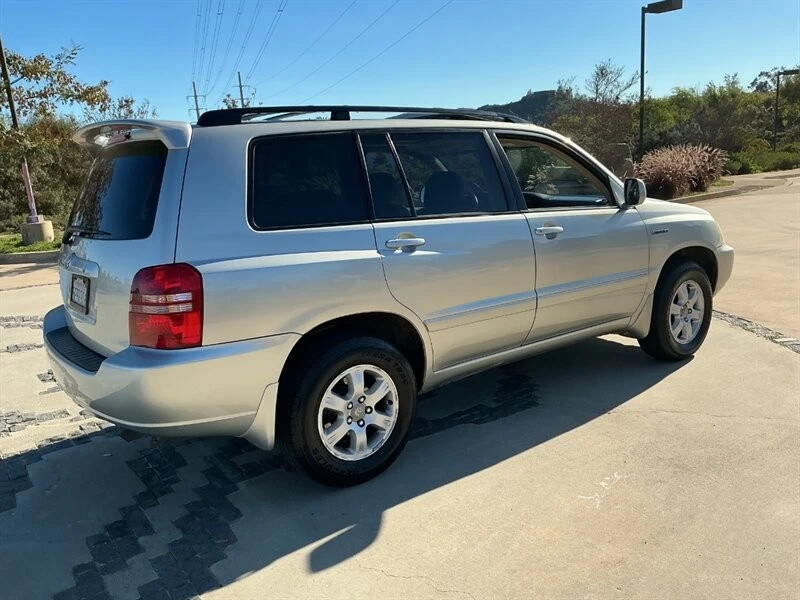 2003 Toyota Highlander - Image 11 of 21