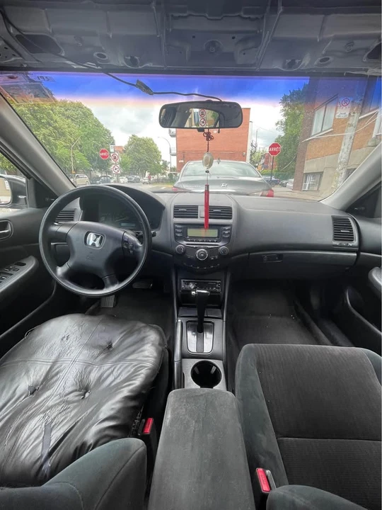 2003 Honda Accord 7th Gen - Image 10 of 12