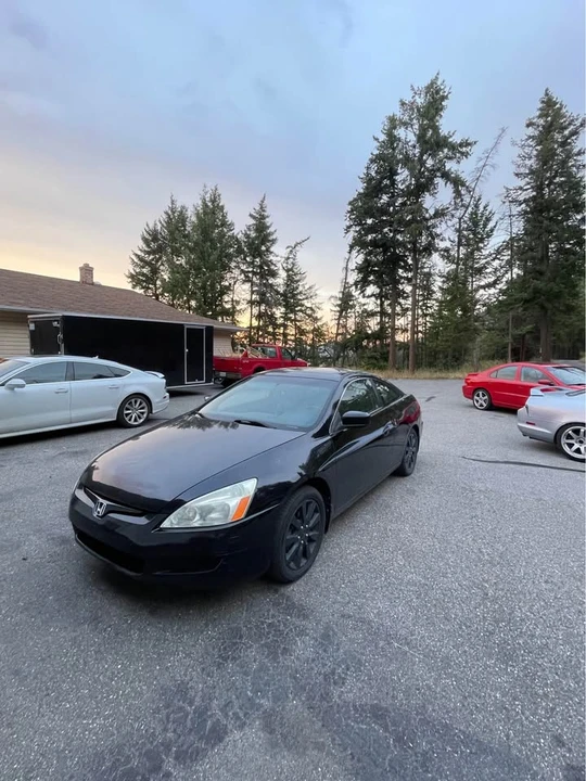 2003 Honda Accord 7th Gen - Image 2 of 8