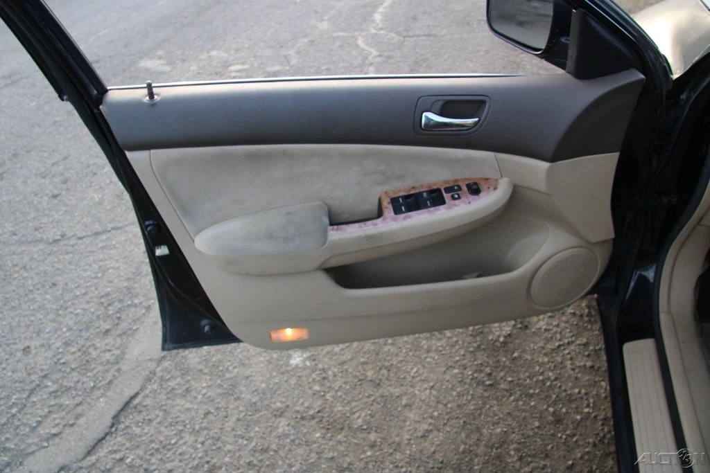 2003 Honda Accord 7th Gen - Image 10 of 21