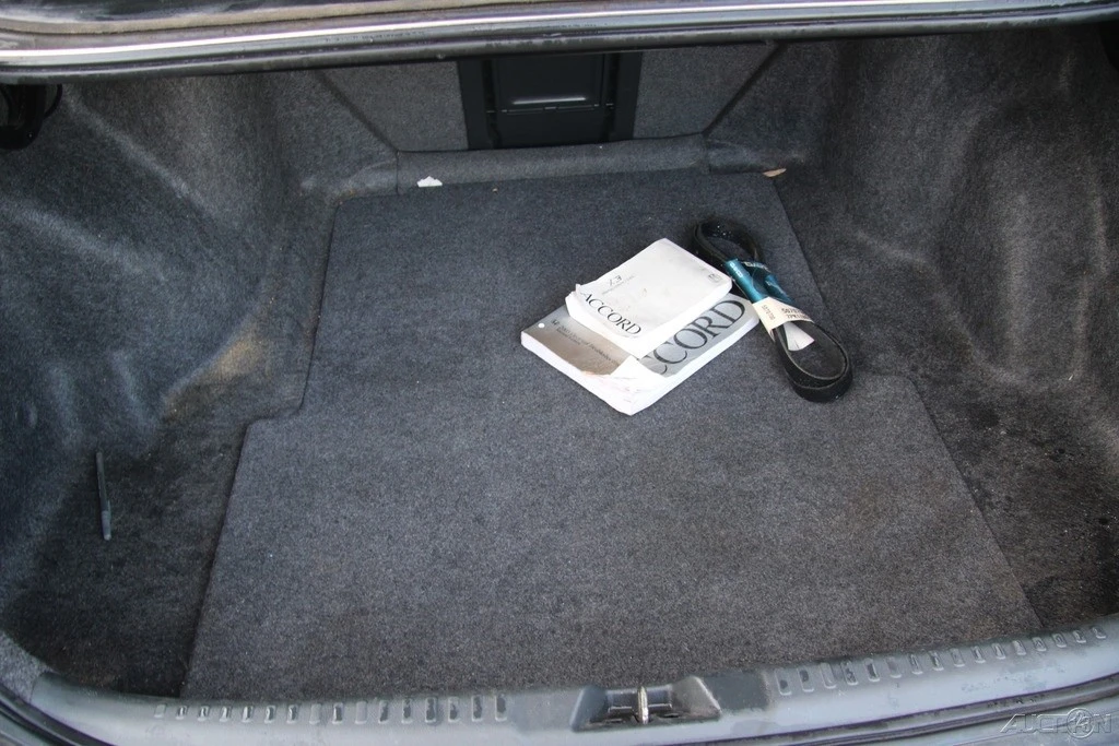 2003 Honda Accord 7th Gen - Image 19 of 21