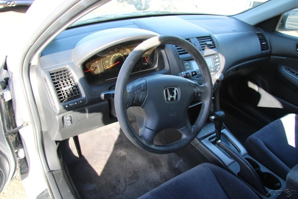 2003 Honda Accord 7th Gen - Image 15 of 21