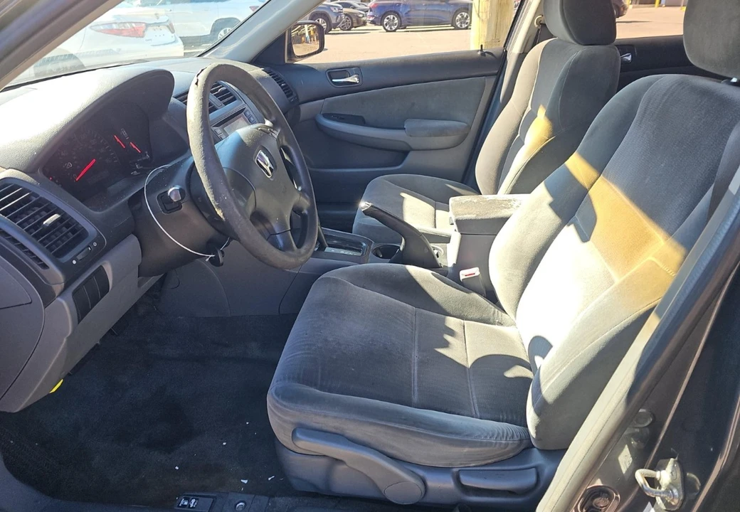2003 Honda Accord 7th Gen - Image 8 of 12