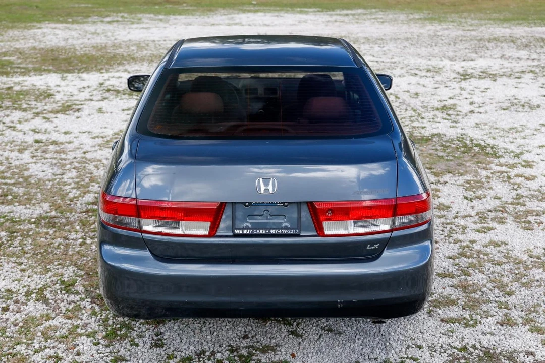 2003 Honda Accord 7th Gen - Image 9 of 12