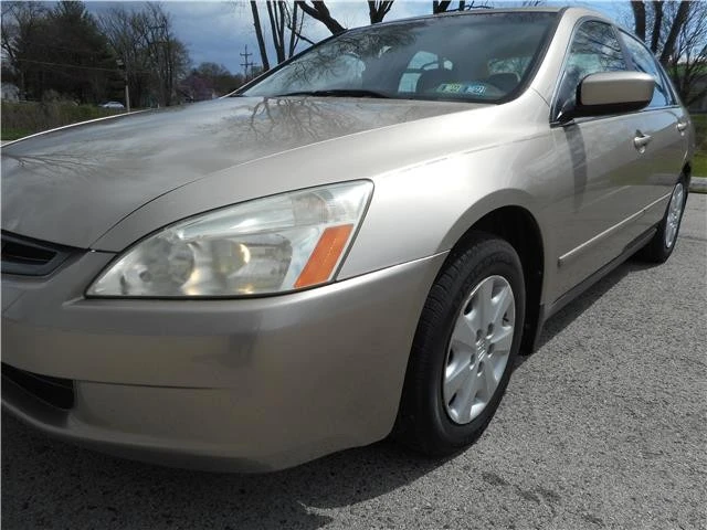2003 Honda Accord 7th Gen - Image 10 of 12