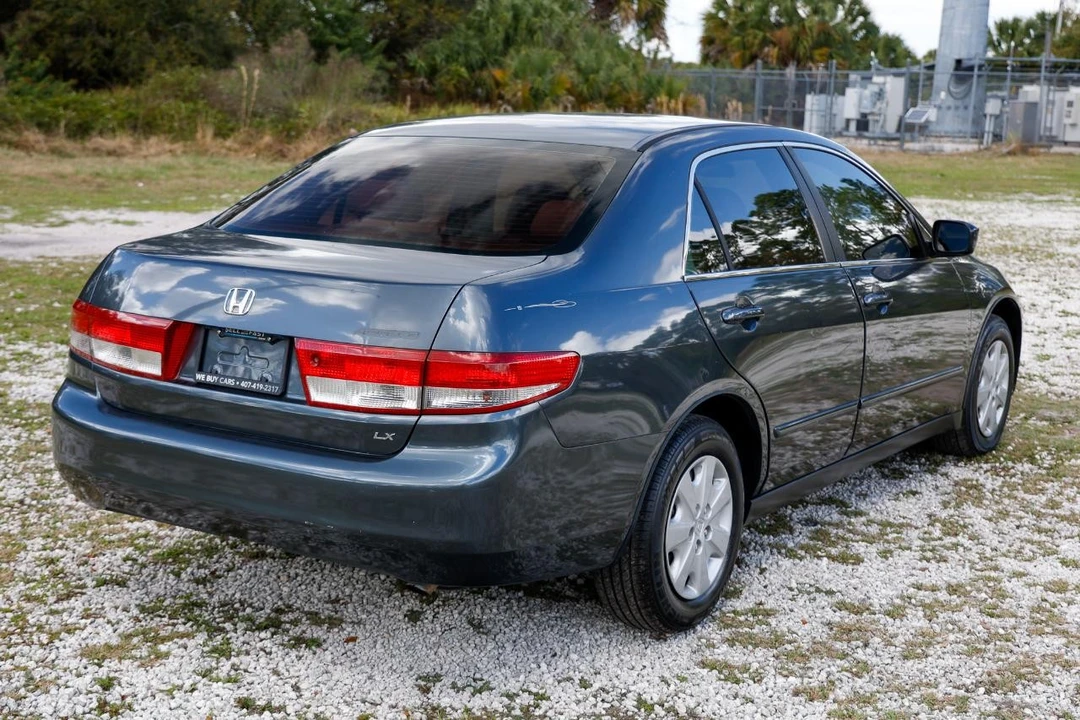 2003 Honda Accord 7th Gen - Image 11 of 12