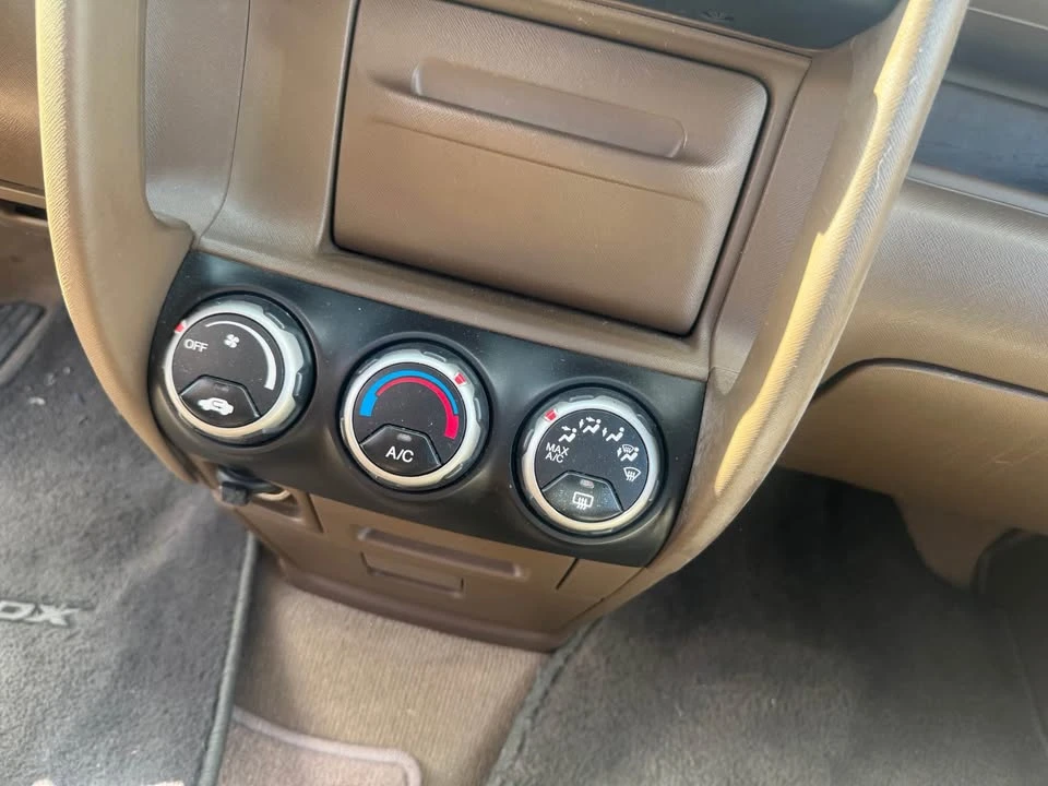2003 Honda CR-V 2nd Gen - Image 10 of 18