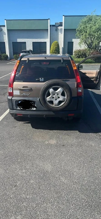 2003 Honda CR-V 2nd Gen - Image 2 of 5