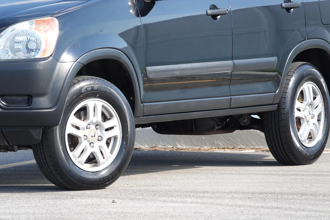 2003 Honda CR-V 2nd Gen - Image 24 of 31