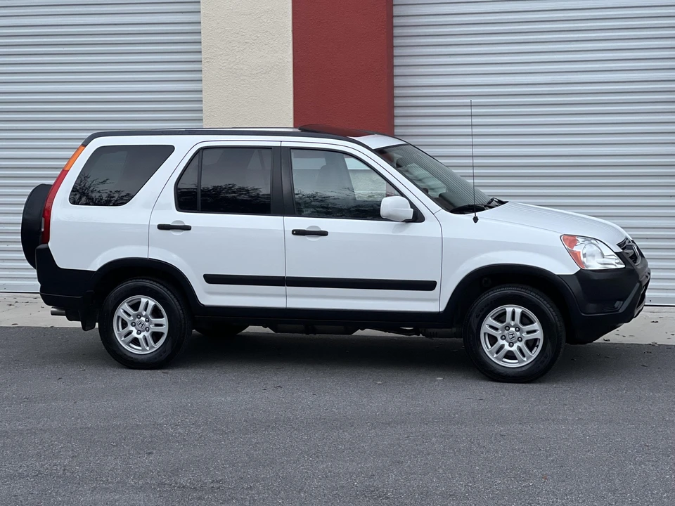 2003 Honda CR-V 2nd Gen - Image 6 of 31