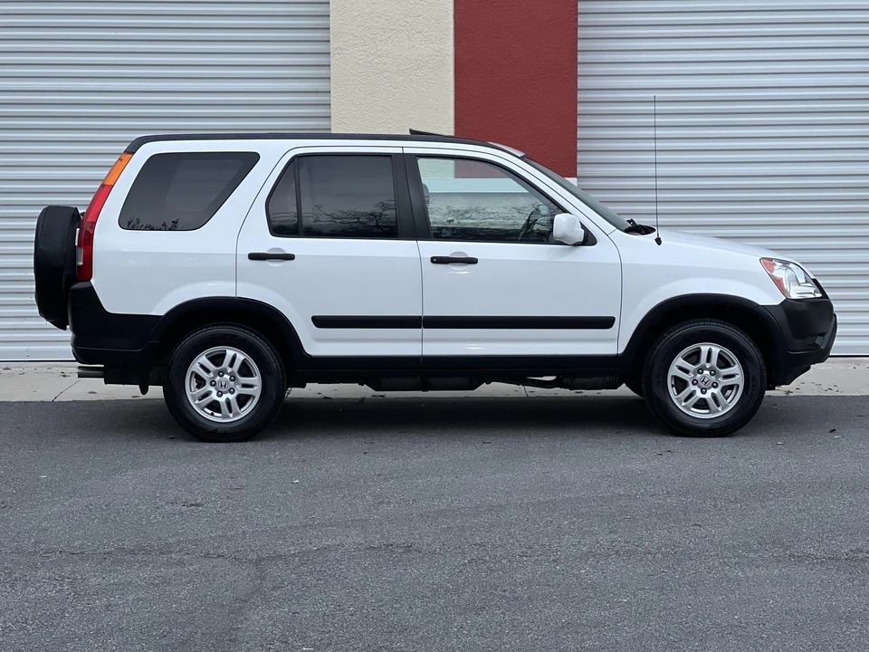 2003 Honda CR-V 2nd Gen - Image 7 of 31