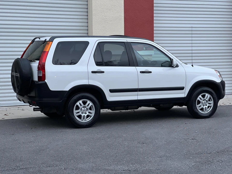 2003 Honda CR-V 2nd Gen - Image 9 of 31