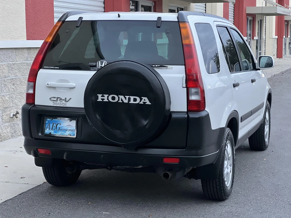 2003 Honda CR-V 2nd Gen - Image 15 of 31