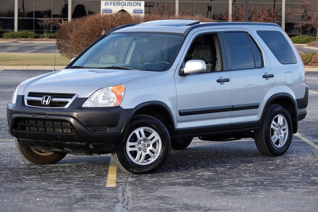 2003 Honda CR-V 2nd Gen - Image 2 of 31