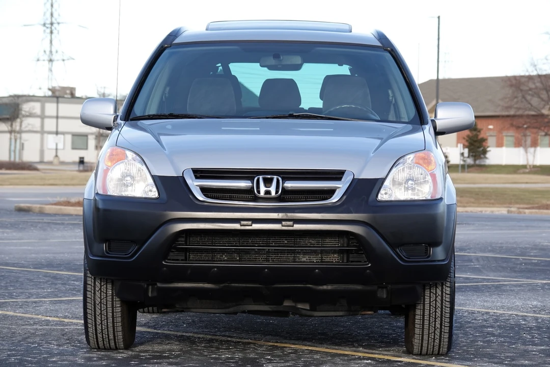 2003 Honda CR-V 2nd Gen - Image 9 of 31