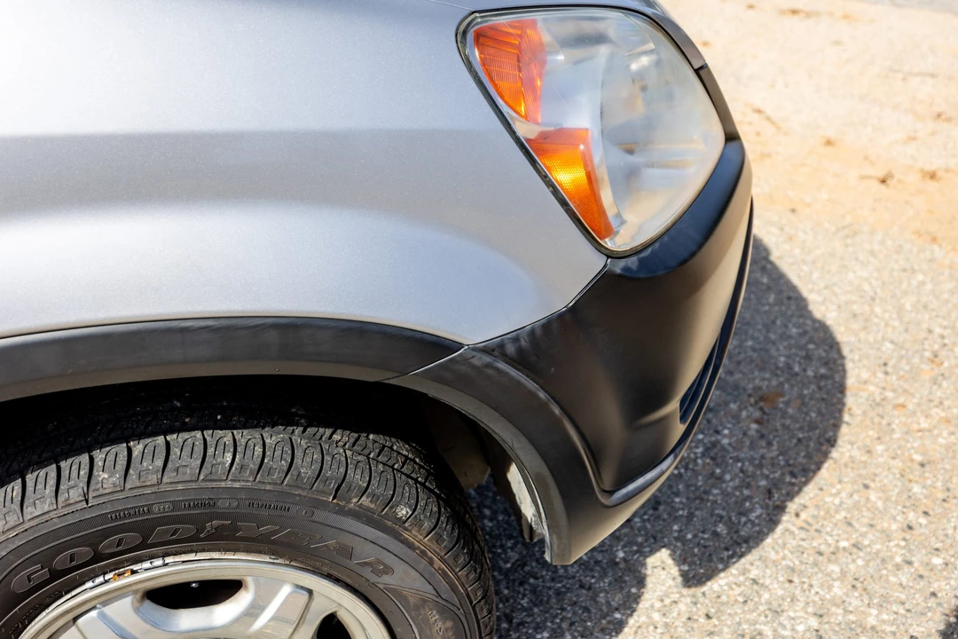 2003 Honda CR-V 2nd Gen - Image 14 of 31