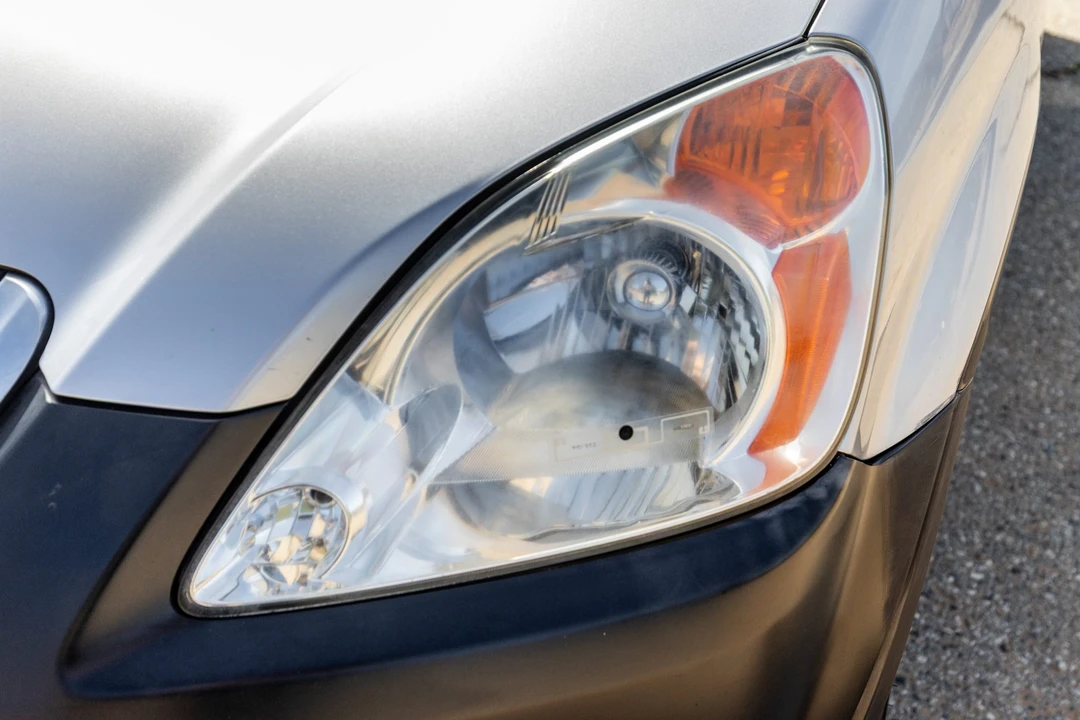 2003 Honda CR-V 2nd Gen - Image 11 of 31